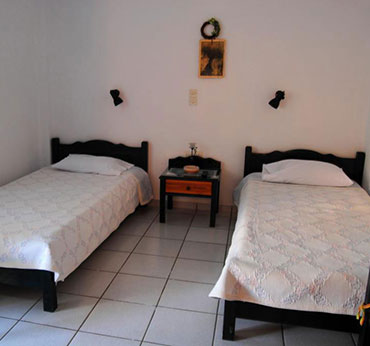 Double room with single beds